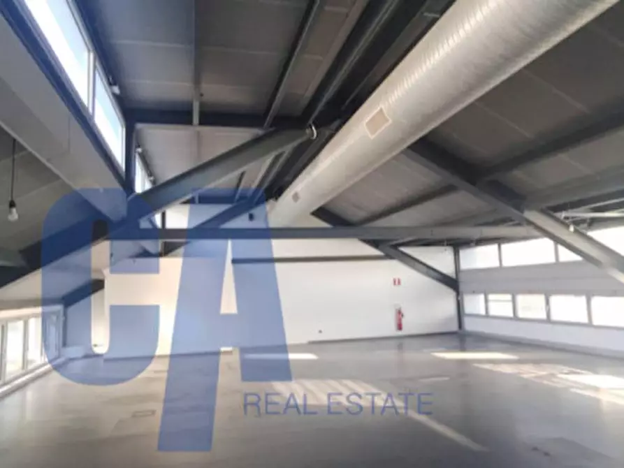 Immagine 13 di Ufficio in affitto  in VIA RUCELLAI BERNARDO a Milano