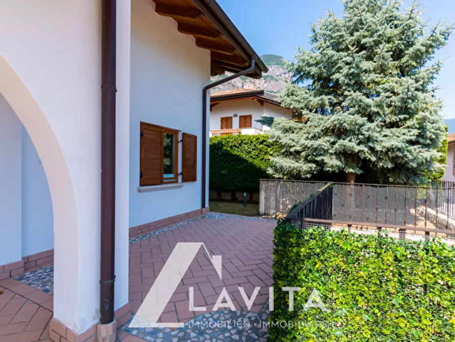 Immagine 10 di Villa in vendita  in via Feldi a Roverè Della Luna