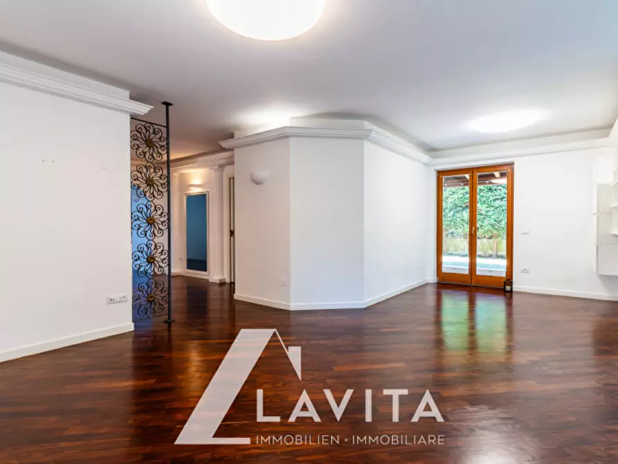 Immagine 14 di Villa in vendita  in via Feldi a Roverè Della Luna