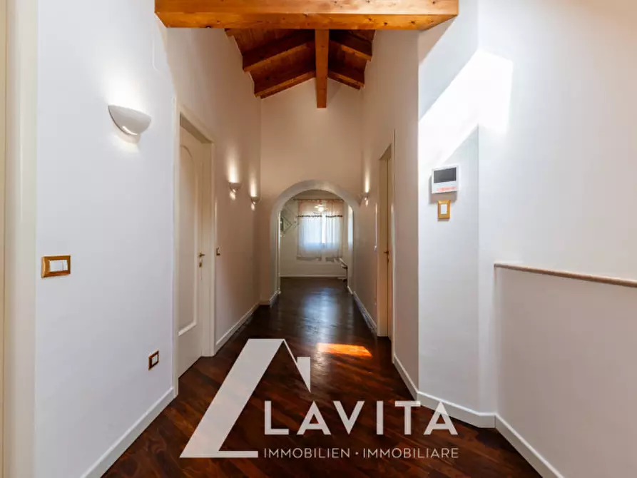 Immagine 25 di Villa in vendita  in via Feldi a Roverè Della Luna