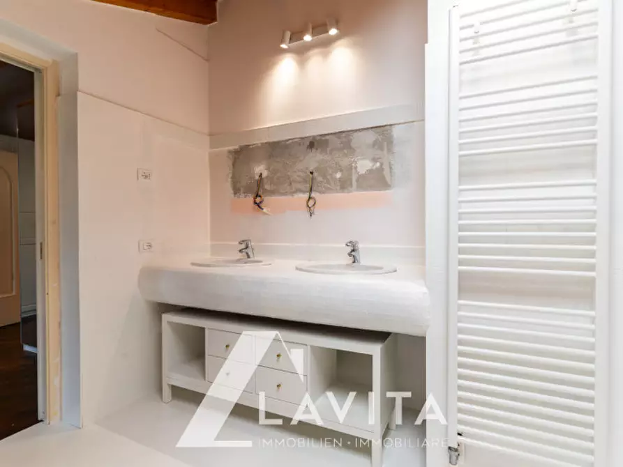 Immagine 31 di Villa in vendita  in via Feldi a Roverè Della Luna