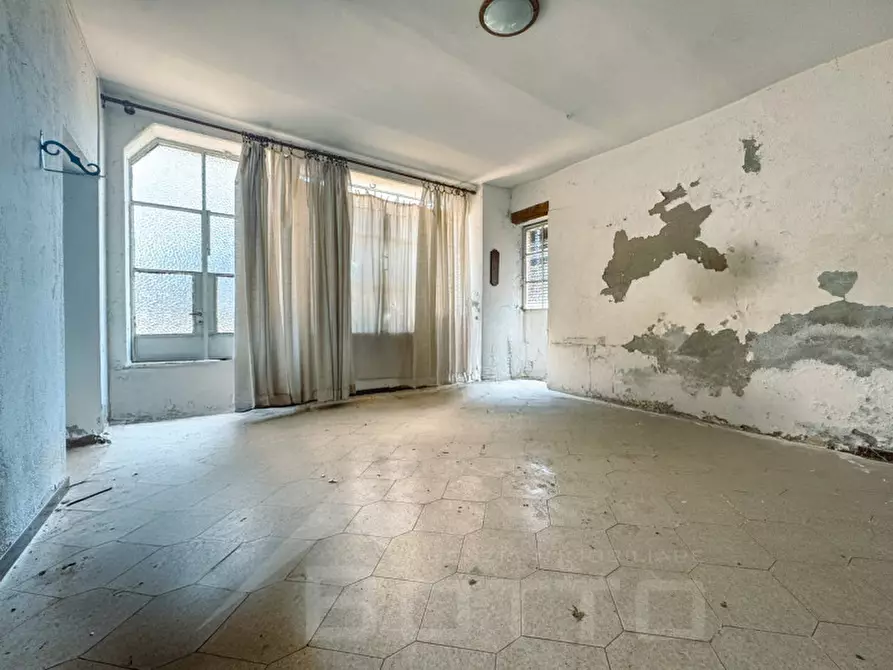 Immagine 11 di Casa indipendente in vendita  in Via Gallarate 56 a Oleggio