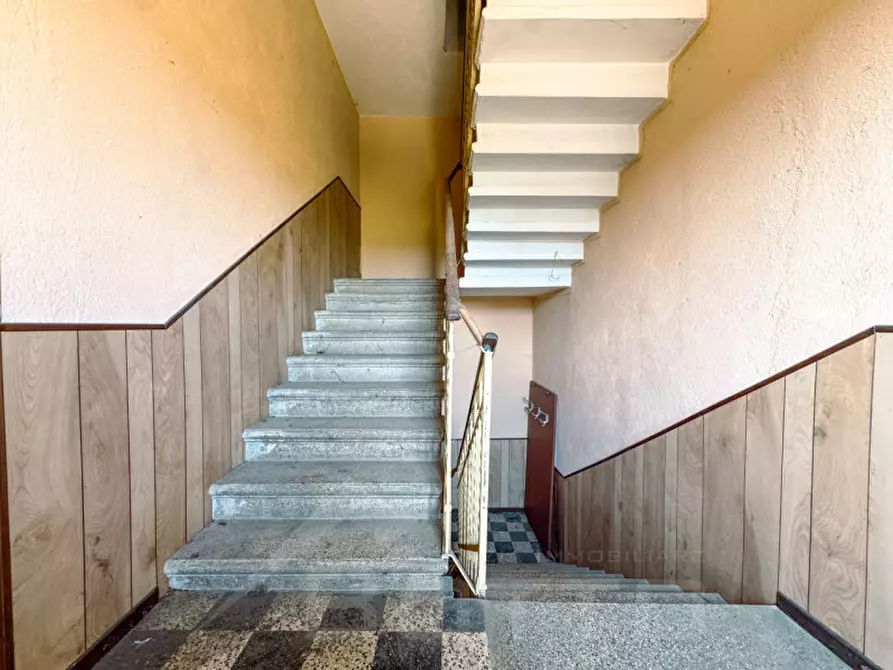 Immagine 13 di Casa indipendente in vendita  in Via Gallarate 56 a Oleggio