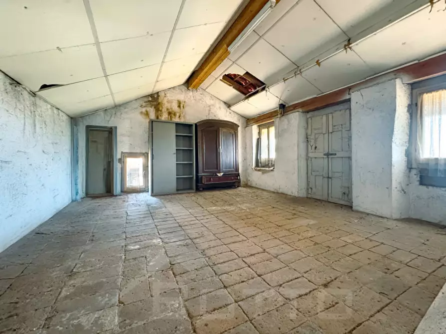 Immagine 14 di Casa indipendente in vendita  in Via Gallarate 56 a Oleggio