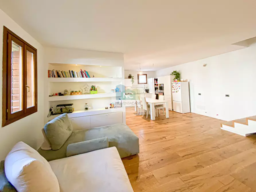 Immagine 4 di Casa bifamiliare in vendita  in Via Camillo Cavour 16 a Noventa Padovana