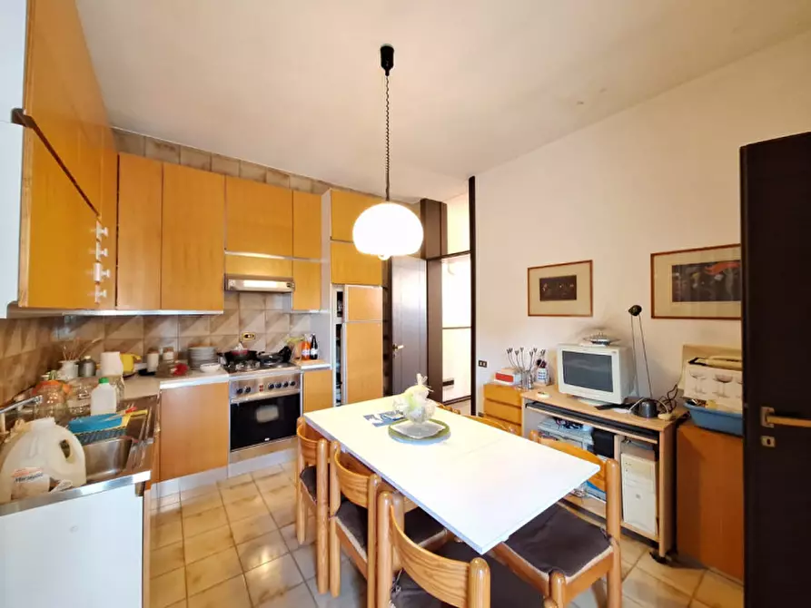 Immagine 4 di Villa in vendita  in Viale dei Mille a Rovigo