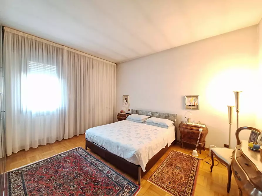 Immagine 5 di Villa in vendita  in Viale dei Mille a Rovigo