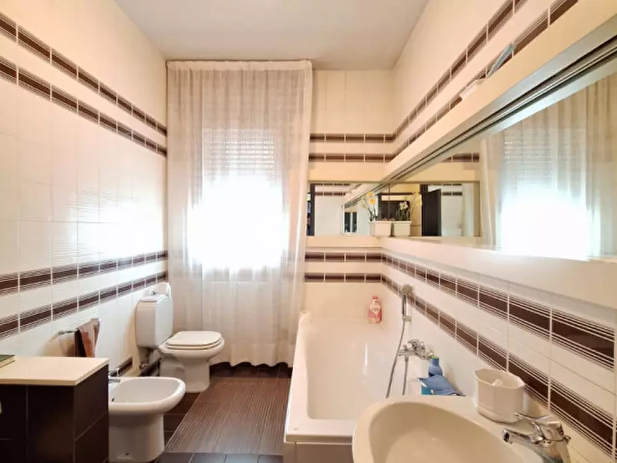 Immagine 7 di Villa in vendita  in Viale dei Mille a Rovigo