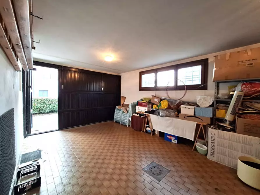 Immagine 15 di Villa in vendita  in Viale dei Mille a Rovigo