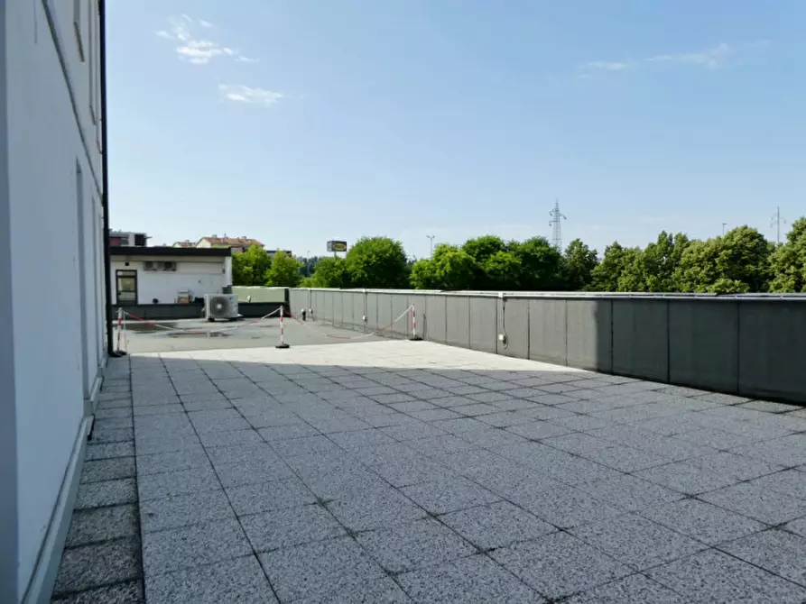 Immagine 8 di Ufficio in vendita  in Via Lanza a Vicenza