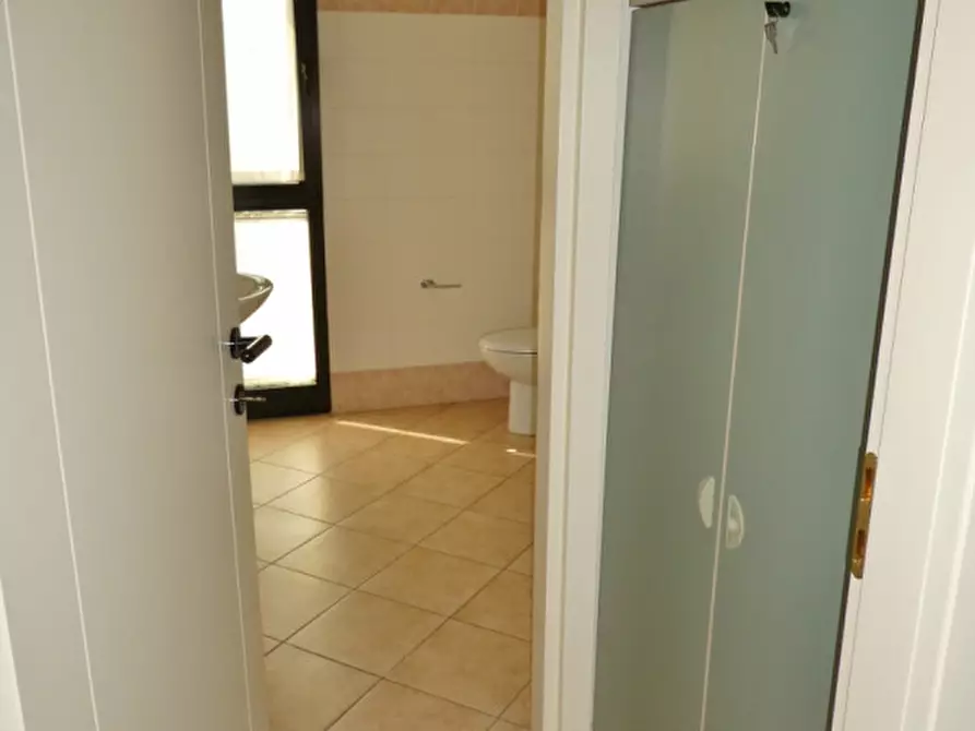 Immagine 19 di Ufficio in vendita  in Via Lanza a Vicenza