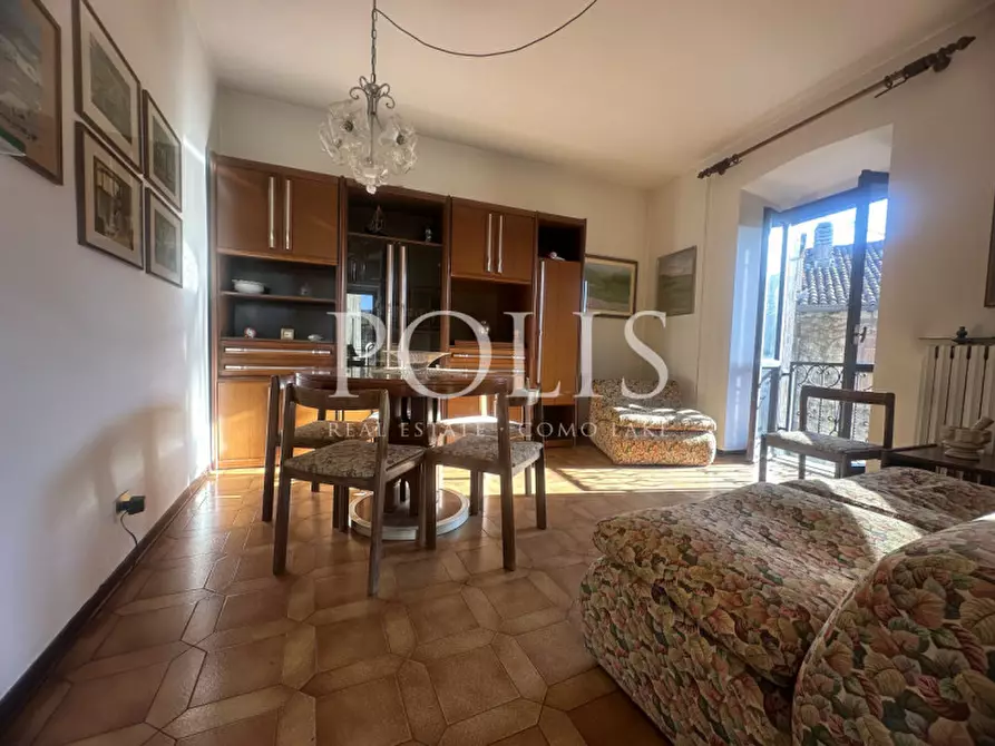 Immagine 6 di Appartamento in vendita  in Via Giovanni Corti 14 a Erba