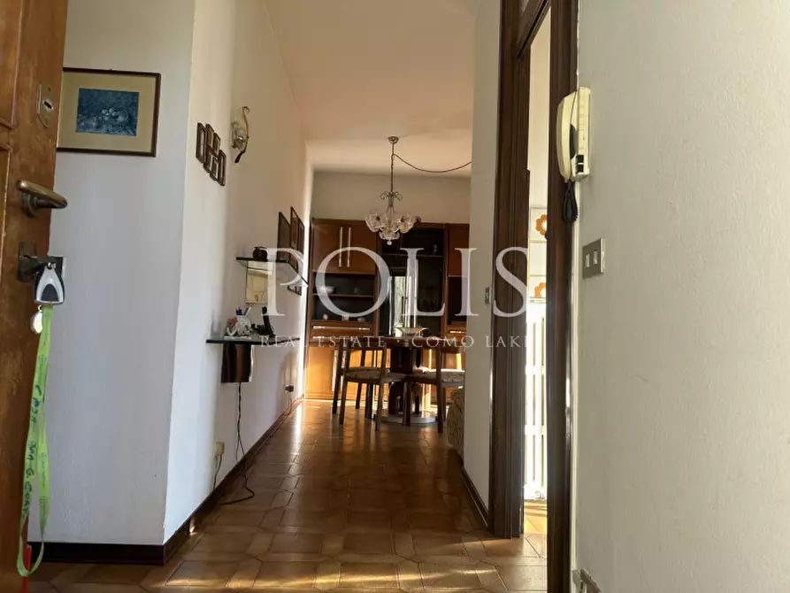 Immagine 9 di Appartamento in vendita  in Via Giovanni Corti 14 a Erba