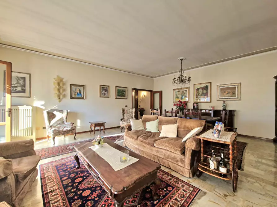 Immagine 5 di Appartamento in vendita  in Via Paolo Veronese a Treviso