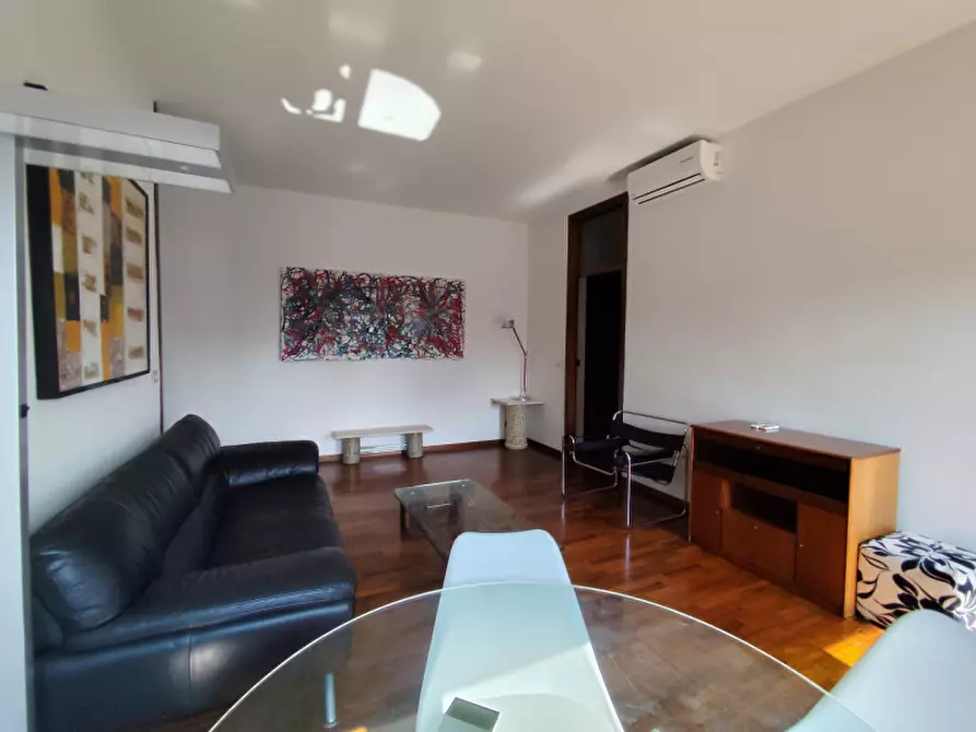 Immagine 5 di Appartamento in affitto  a Vicenza