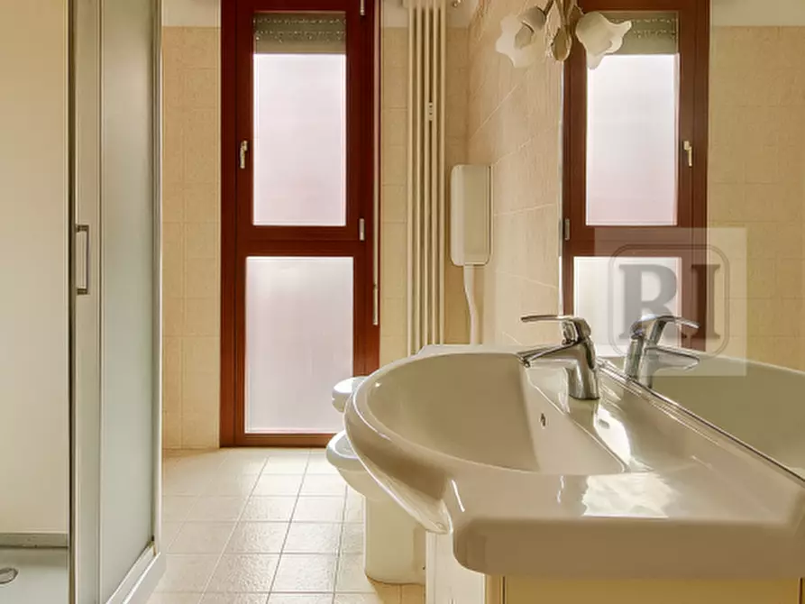 Immagine 5 di Appartamento in vendita  in Via Enrico Tazzoli a Padova