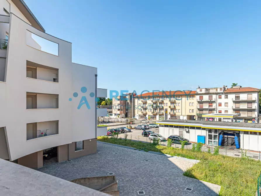 Immagine 1 di Appartamento in vendita  in Via Medici a Vicenza