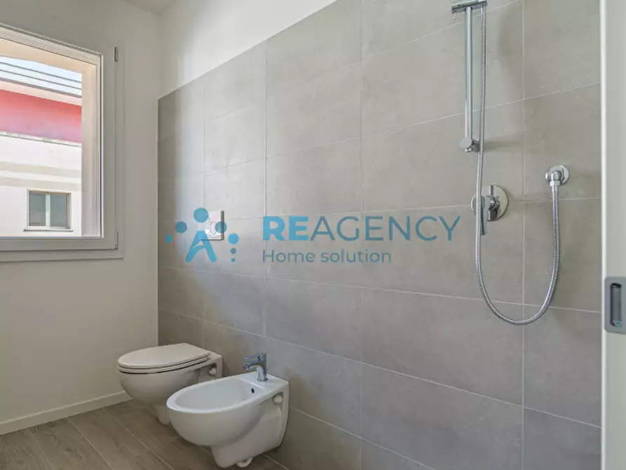 Immagine 18 di Appartamento in vendita  in Via Medici a Vicenza