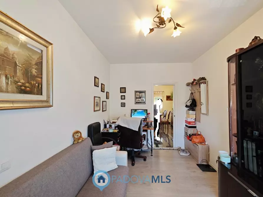 Immagine 10 di Appartamento in vendita  in via riccati a Padova
