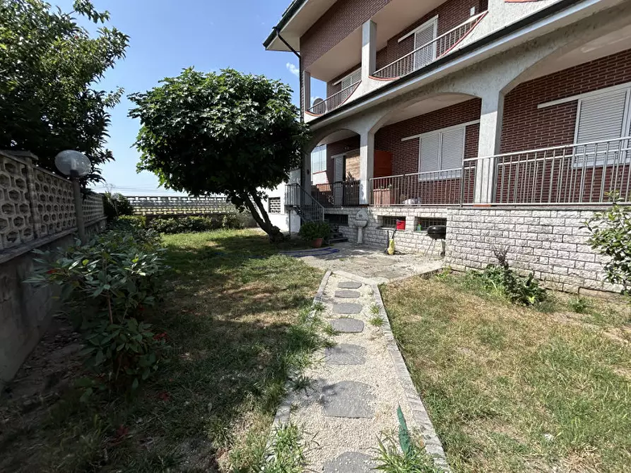 Immagine 4 di Appartamento in vendita  in Via Montello a Zibido San Giacomo