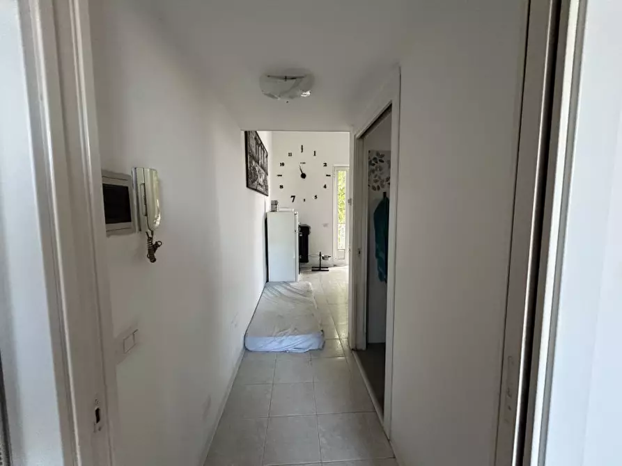 Immagine 11 di Appartamento in vendita  in Via Montello a Zibido San Giacomo