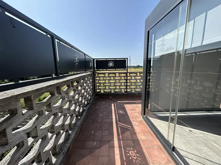 Immagine 16 di Appartamento in vendita  in Via Montello a Zibido San Giacomo