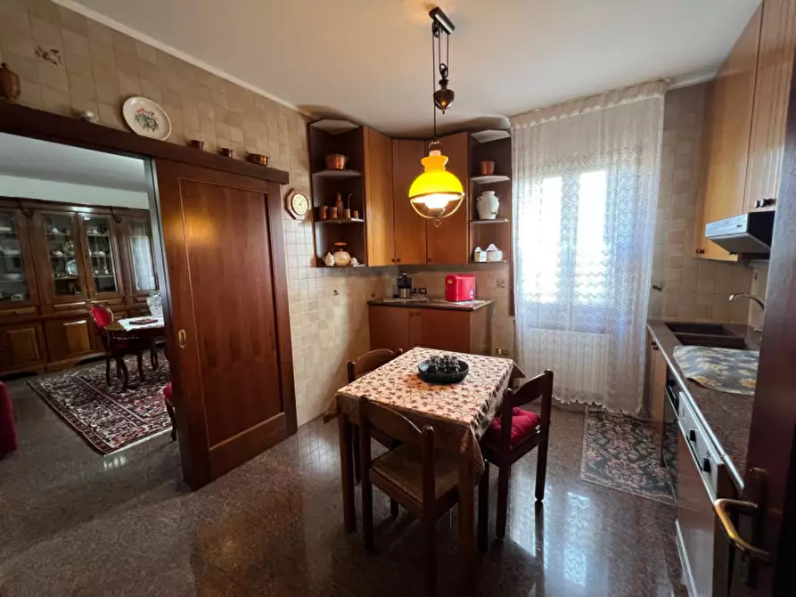 Immagine 11 di Villa in vendita  a Arqua' Petrarca