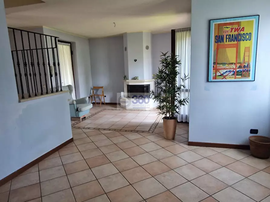 Immagine 3 di Casa bifamiliare in vendita  in Via Leonardo da Vinci a Rodengo-Saiano