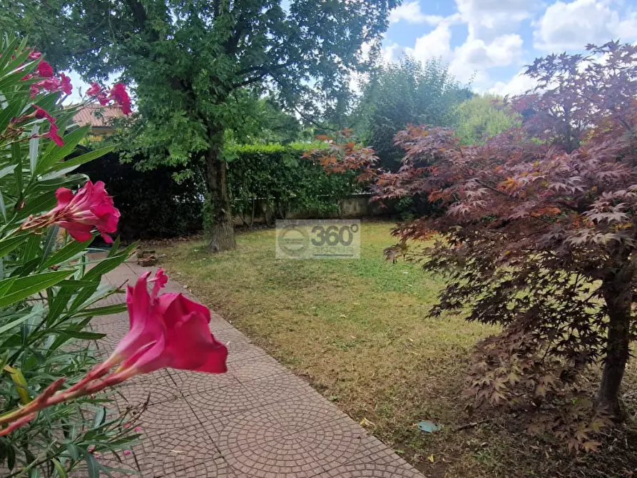 Immagine 38 di Casa bifamiliare in vendita  in Via Leonardo da Vinci a Rodengo-Saiano