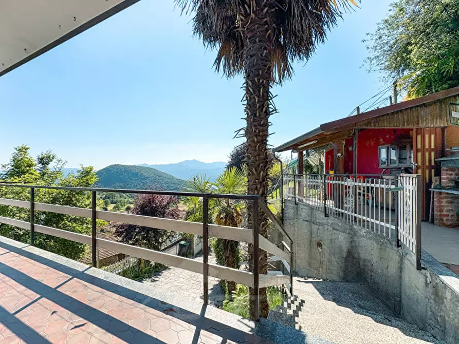 Immagine 11 di Casa bifamiliare in vendita  in Via Mottarone 6 a Armeno