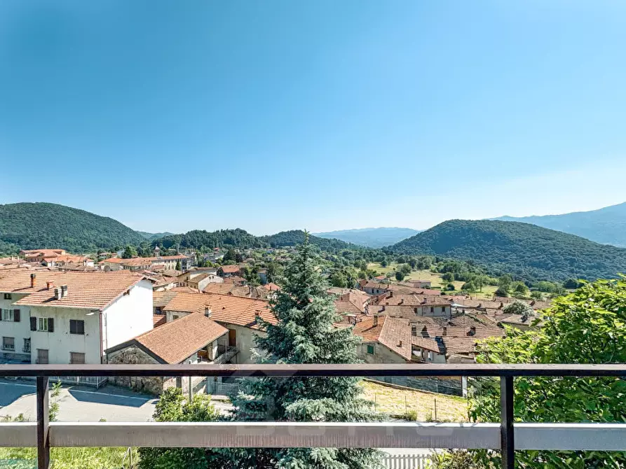 Immagine 25 di Casa bifamiliare in vendita  in Via Mottarone 6 a Armeno