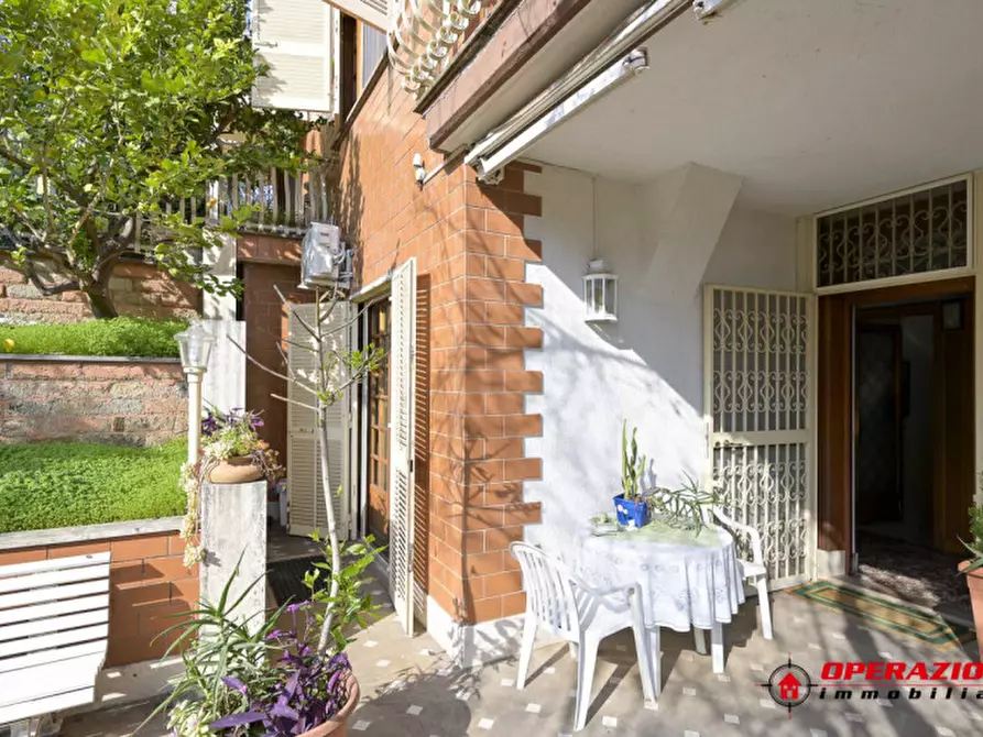 Immagine 3 di Casa bifamiliare in vendita  in Via Rocco Santoliquido a Roma