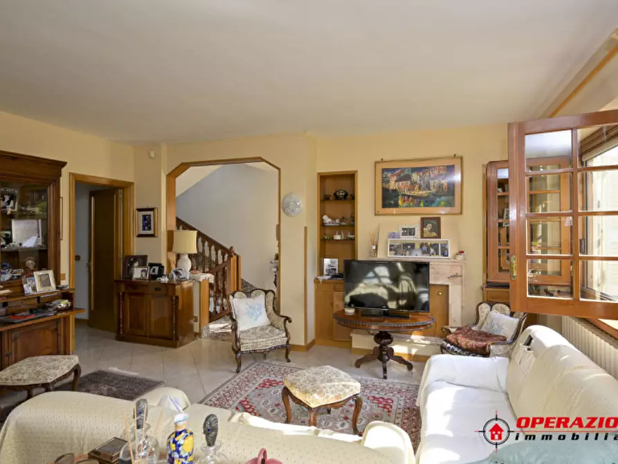 Immagine 6 di Casa bifamiliare in vendita  in Via Rocco Santoliquido a Roma