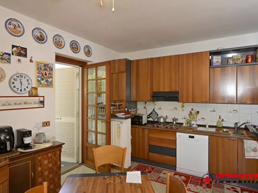 Immagine 9 di Casa bifamiliare in vendita  in Via Rocco Santoliquido a Roma