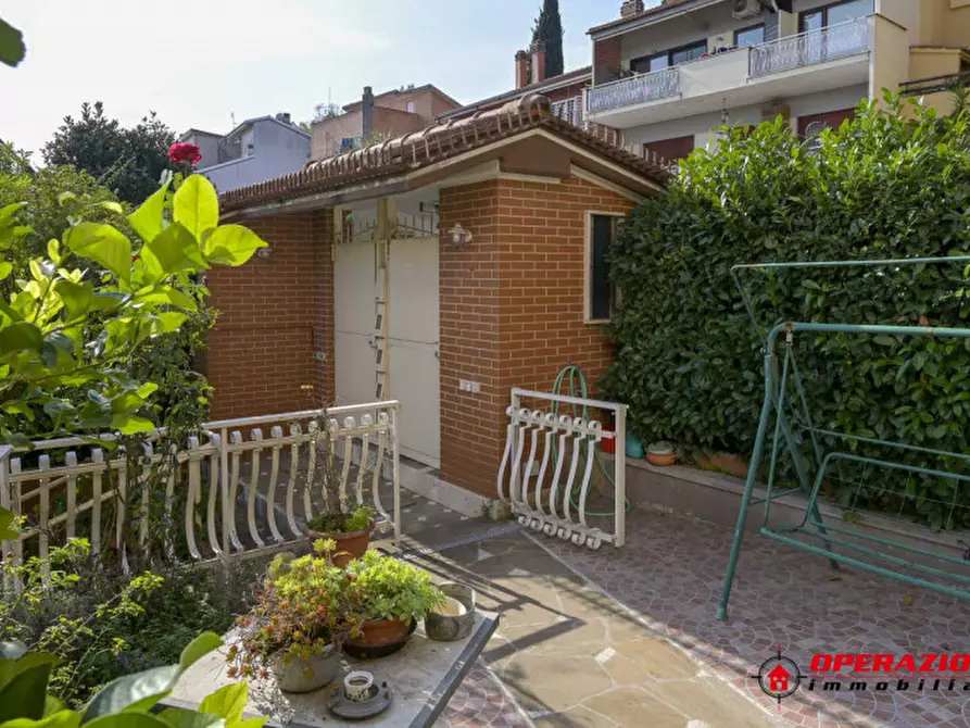 Immagine 21 di Casa bifamiliare in vendita  in Via Rocco Santoliquido a Roma