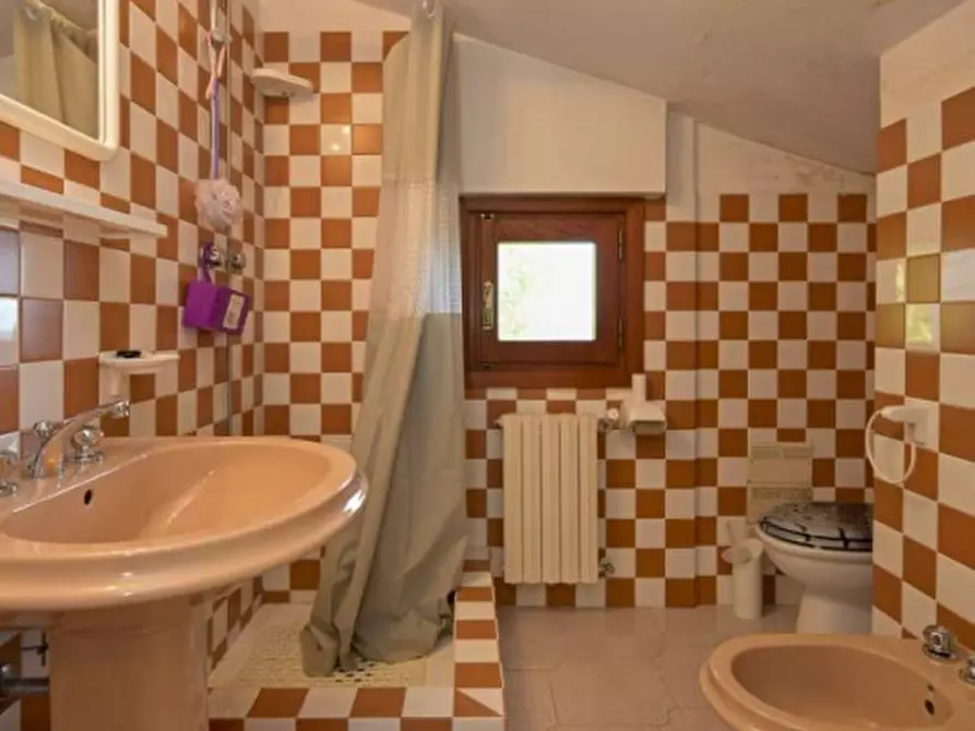 Immagine 47 di Casa bifamiliare in vendita  in Via Rocco Santoliquido a Roma