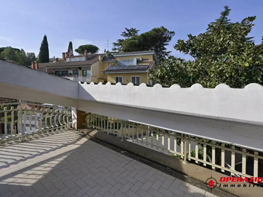 Immagine 48 di Casa bifamiliare in vendita  in Via Rocco Santoliquido a Roma