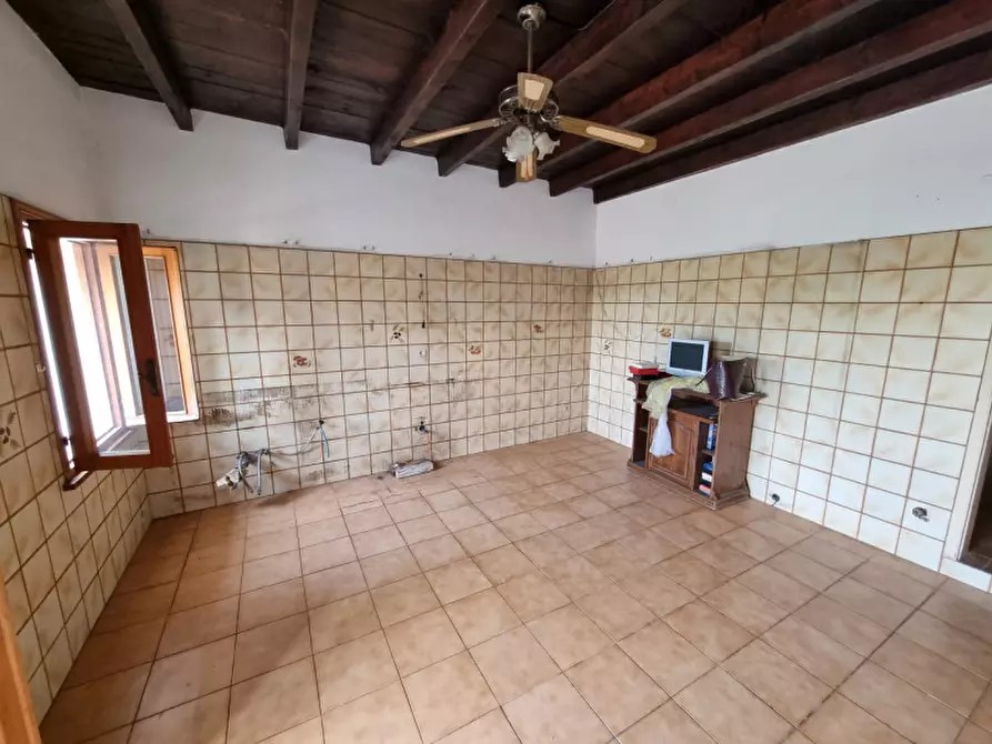 Immagine 8 di Casa bifamiliare in vendita  in via nina a Vo