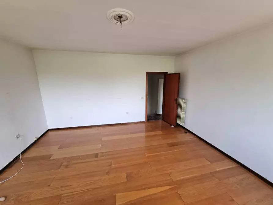 Immagine 20 di Casa bifamiliare in vendita  in via nina a Vo