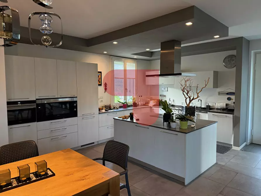 Immagine 7 di Casa bifamiliare in vendita  in Arzignano a Arzignano