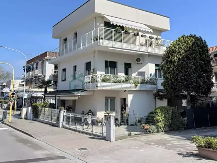 Immagine 2 di Appartamento in vendita  a Jesolo