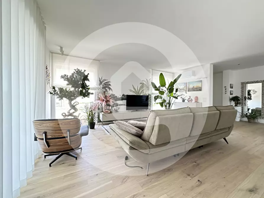 Immagine 5 di Villa in vendita  a Borgoricco