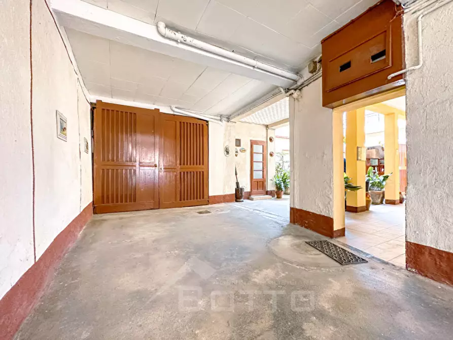Immagine 5 di Casa indipendente in vendita  in Vicolo Ardito 9 a Gattinara