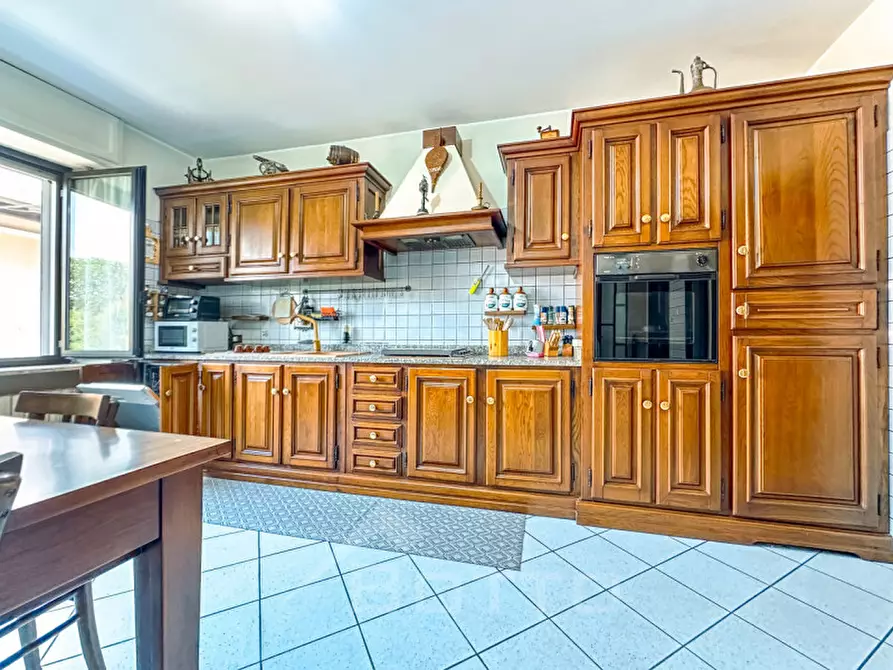 Immagine 13 di Casa indipendente in vendita  in Vicolo Ardito 9 a Gattinara