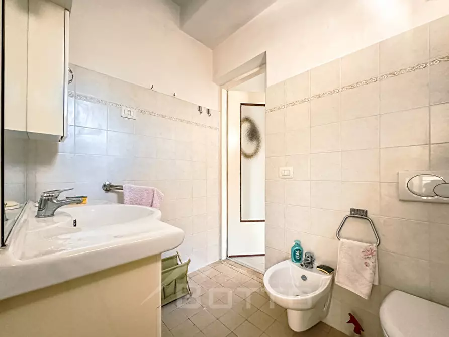 Immagine 27 di Casa indipendente in vendita  in Vicolo Ardito 9 a Gattinara