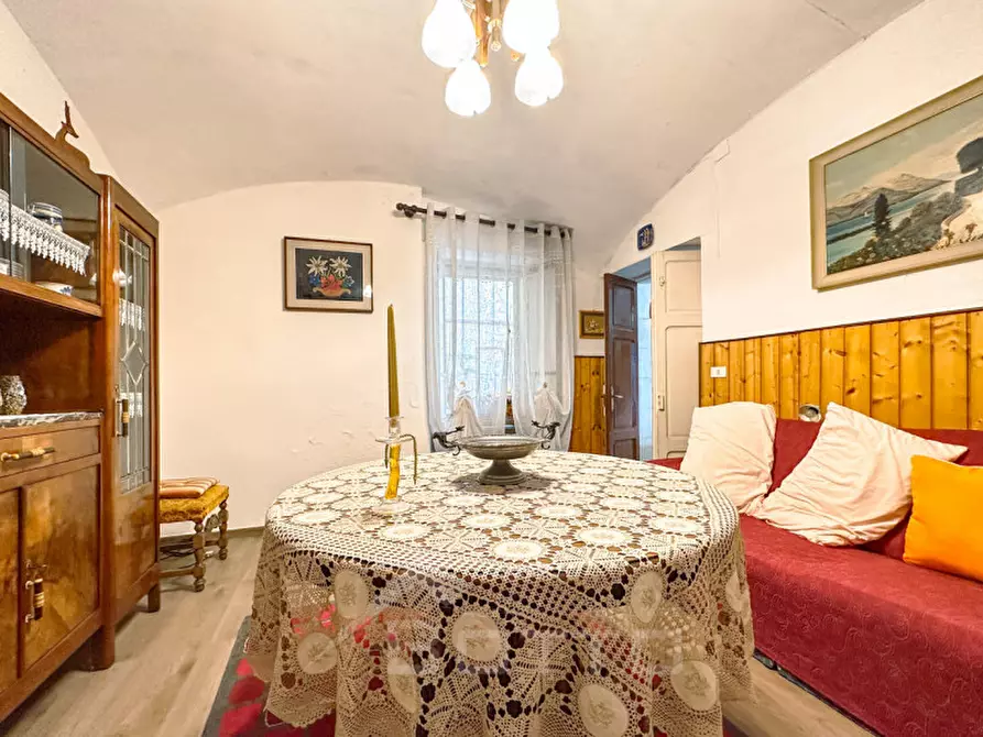 Immagine 34 di Casa indipendente in vendita  in Vicolo Ardito 9 a Gattinara