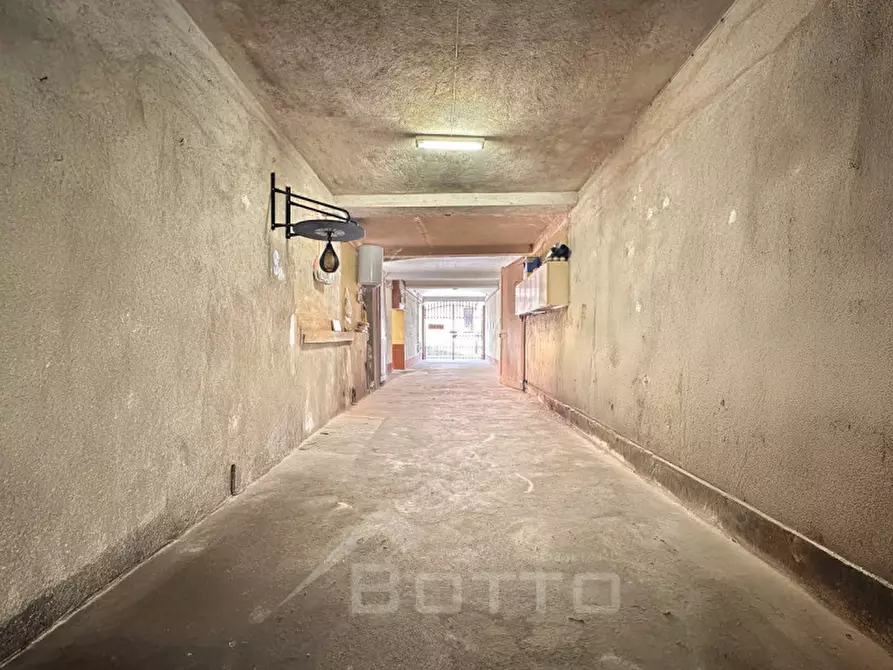 Immagine 37 di Casa indipendente in vendita  in Vicolo Ardito 9 a Gattinara