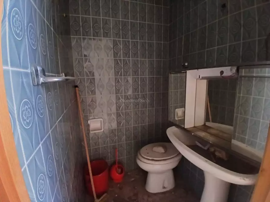 Immagine 18 di Casa indipendente in vendita  a Modica