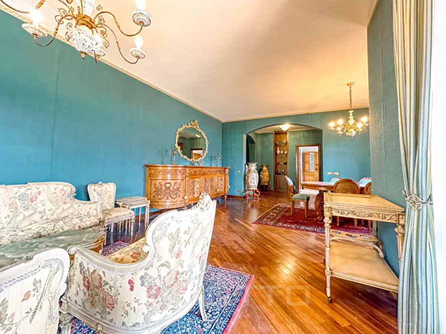 Immagine 9 di Villa in vendita  in VIA COSSATO a Gattinara