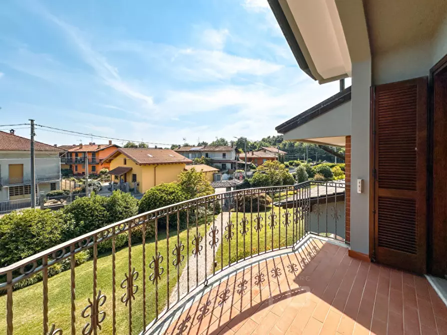 Immagine 13 di Villa in vendita  in VIA COSSATO a Gattinara
